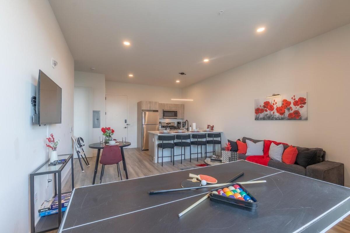 Stylish Free Parking Near Nyc & Airport