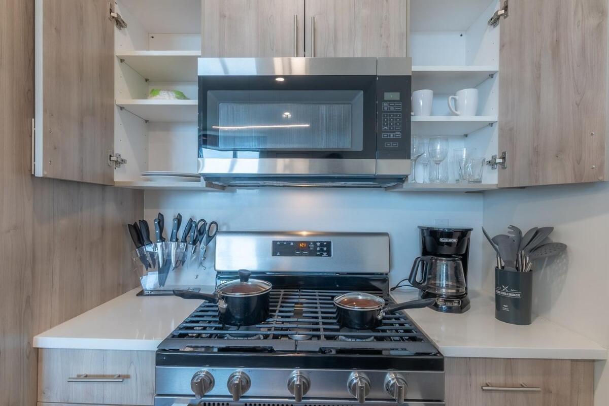 Stylish Free Parking Near Nyc & Airport